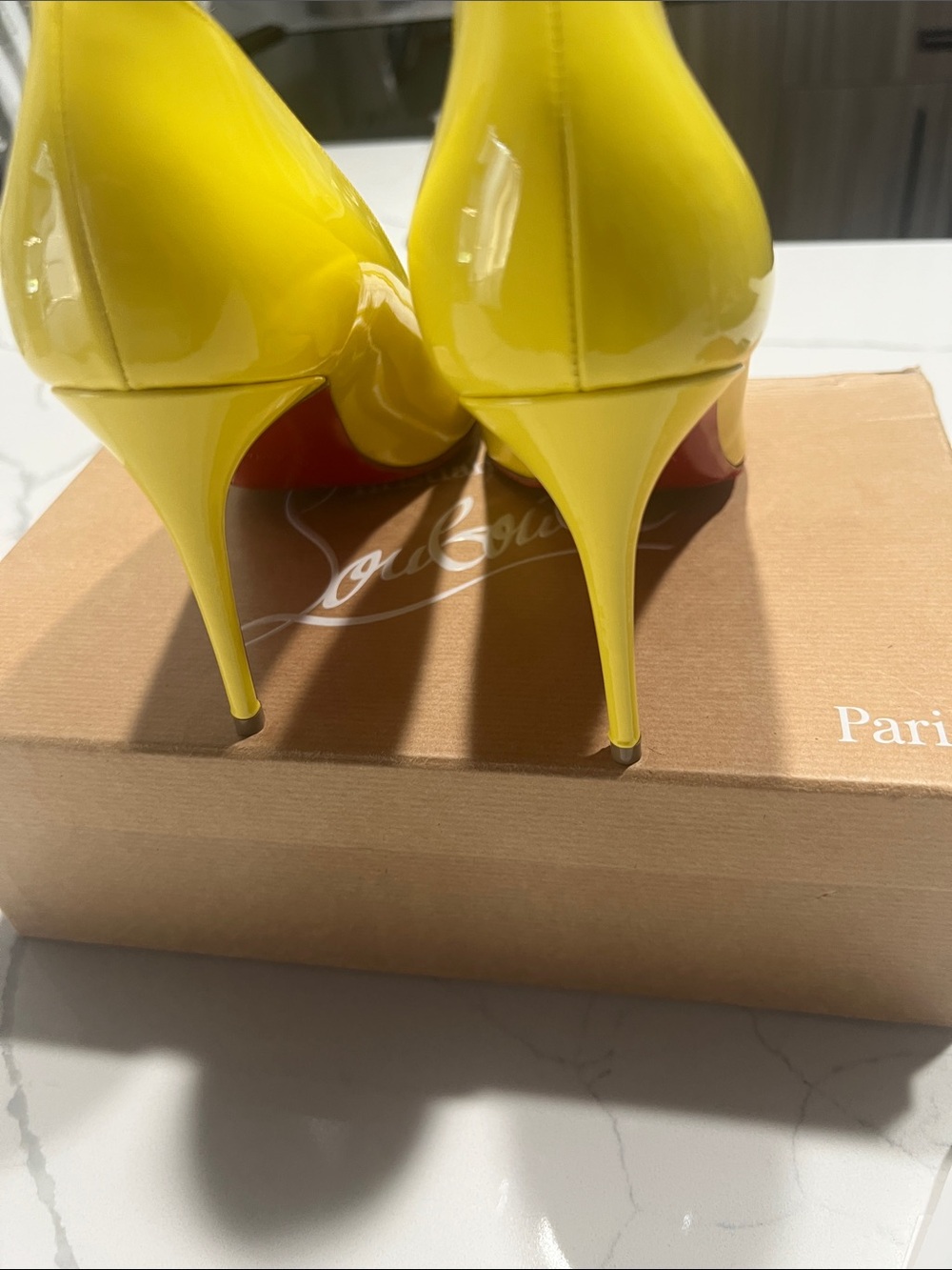 Christian Louboutin Bright Yellow Patent Pointed Toe Pumps NEW WITH TAGS - Picture 4 of 8